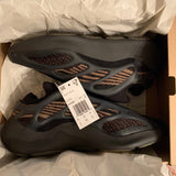 YZY 700 V3 "CLAY BROWN" (SIZE 10)