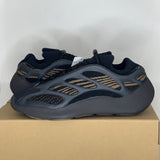 YZY 700 V3 "CLAY BROWN" (SIZE 10)