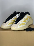 YZY 700 V3 "SAFFLOWER"