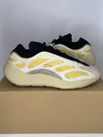 YZY 700 V3 "SAFFLOWER"