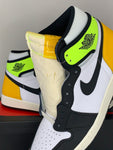 AJ1 RETRO HIGH OG "VOLT GOLD" (SIZE 11)